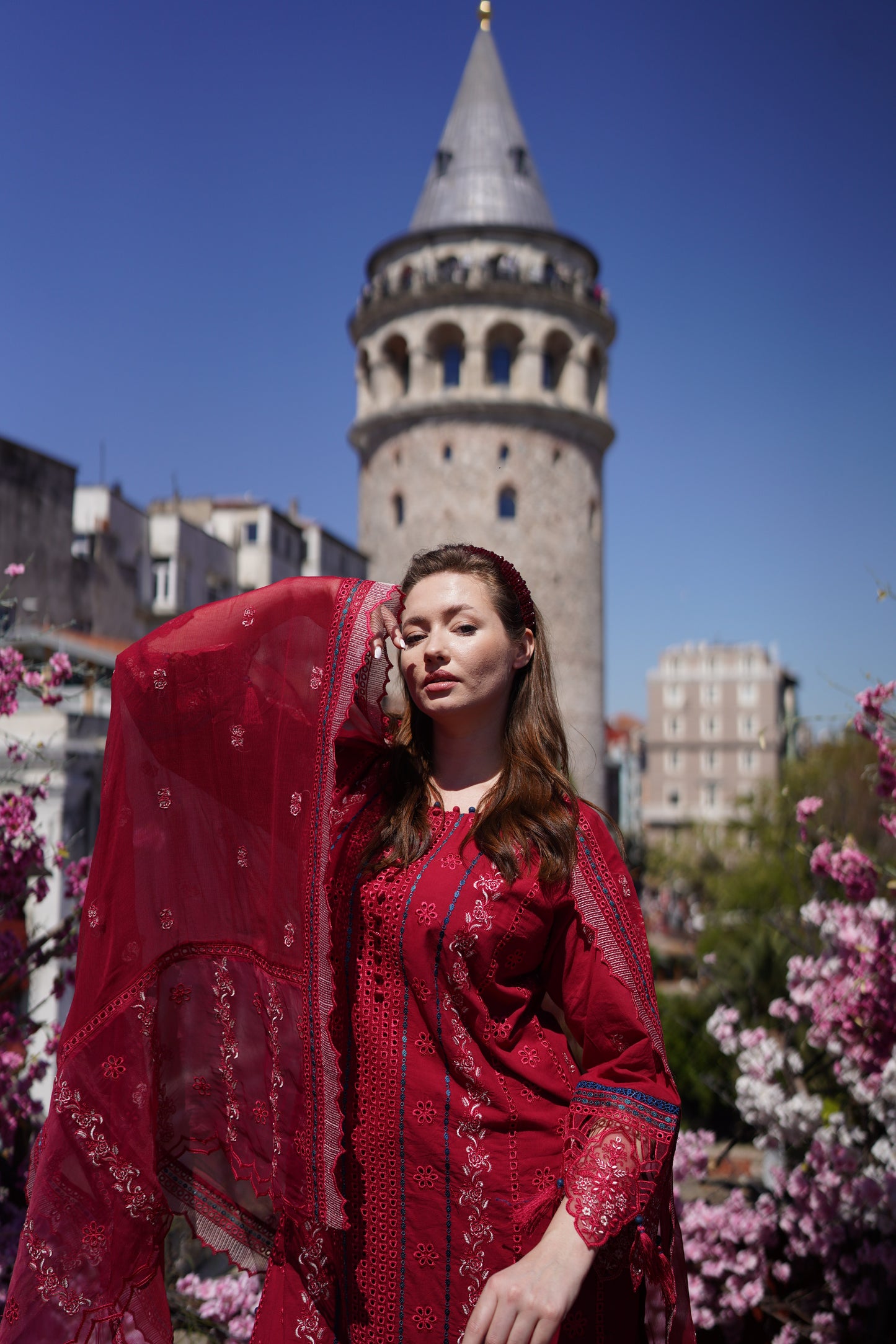 ARIA-EMBROIDERED LAWN 3 PCS (HG-08)