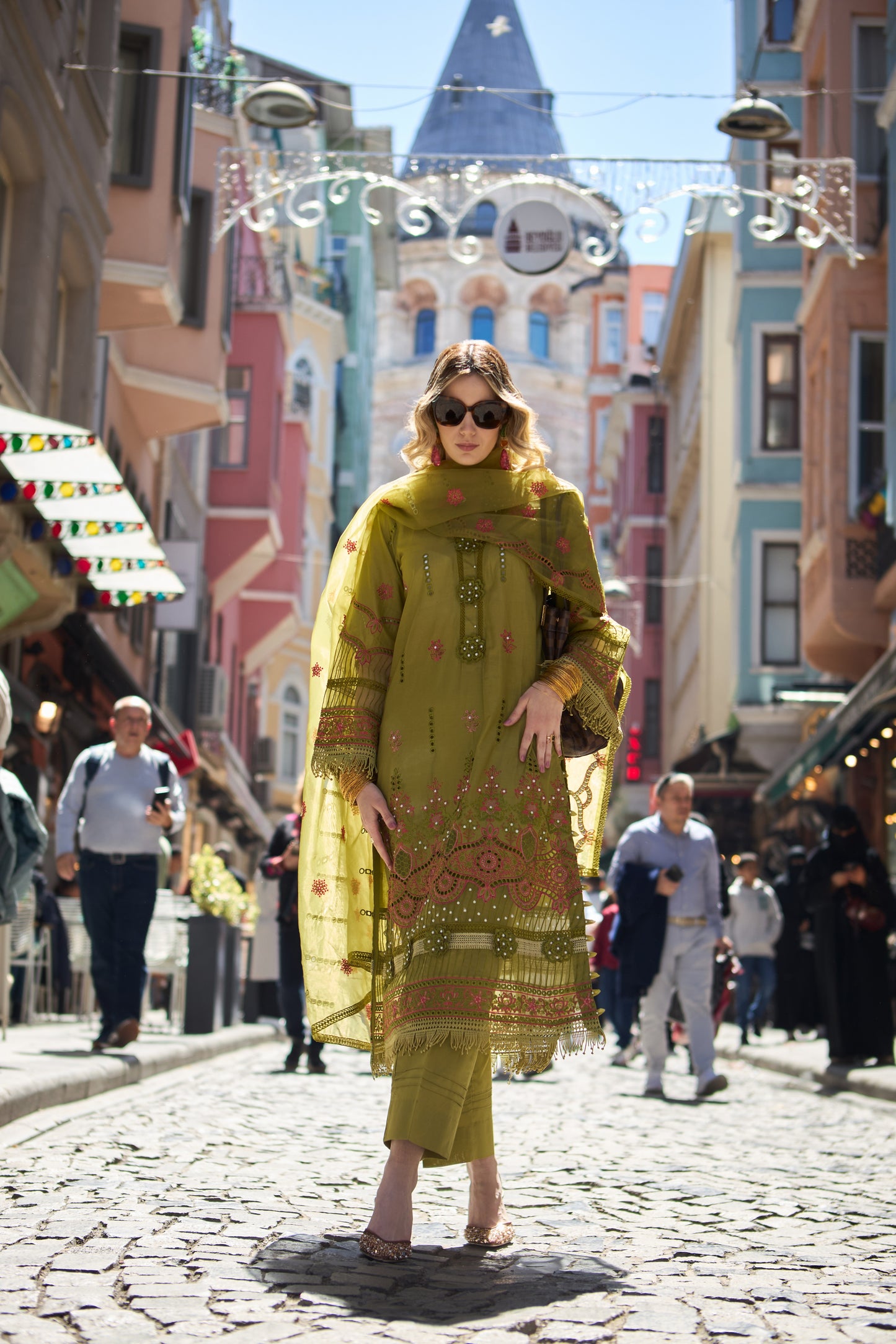 NORA-EMBROIDERED LAWN 3 PCS (HG-05)