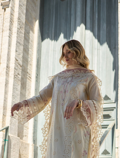 IVY-EMBROIDERED LAWN 3 PCS (HG-03)
