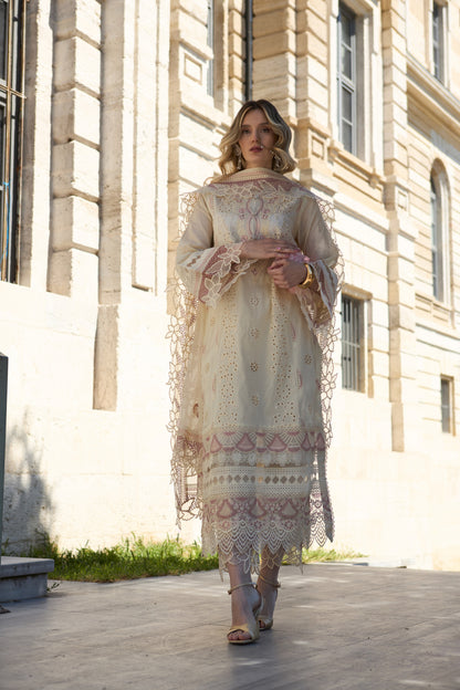 IVY-EMBROIDERED LAWN 3 PCS (HG-03)