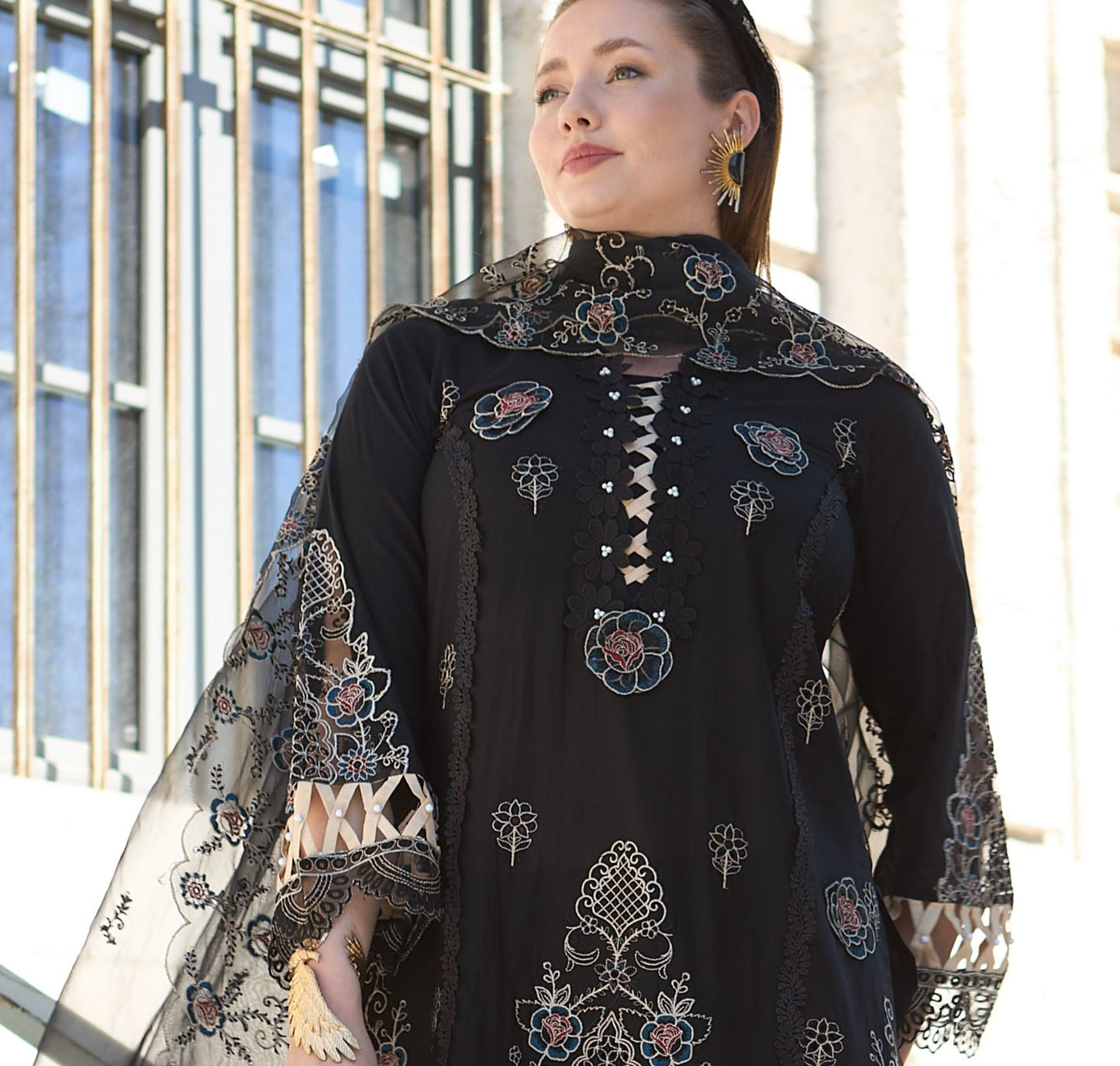 CALA-EMBROIDERED LAWN 3 PCS (HG-06)