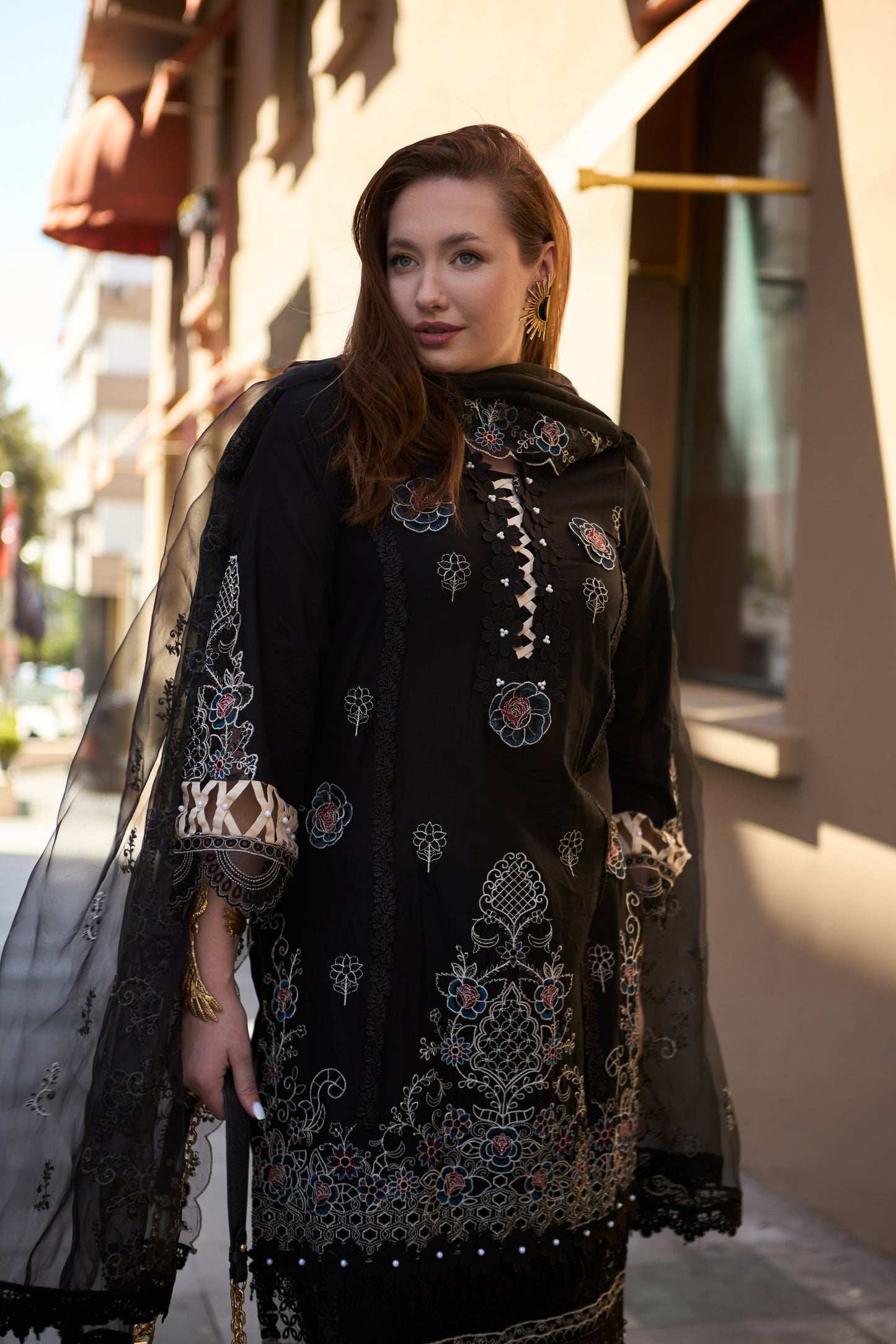 CALA-EMBROIDERED LAWN 3 PCS (HG-06)